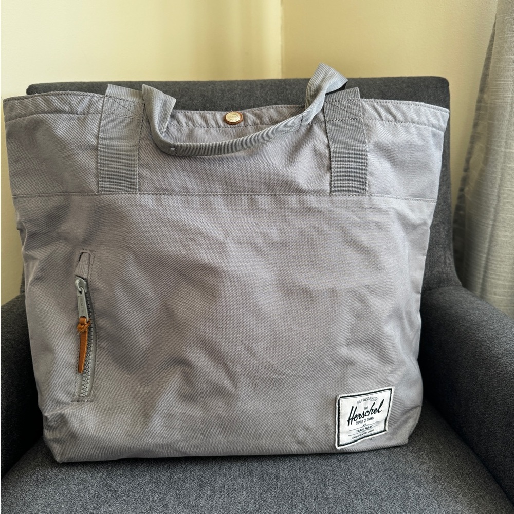 Herschel & Co large Alexander tote
